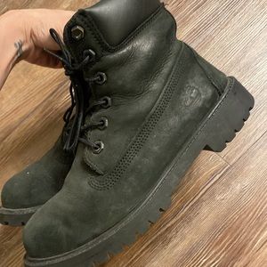 Black leather Timberland 4.5 boots booties